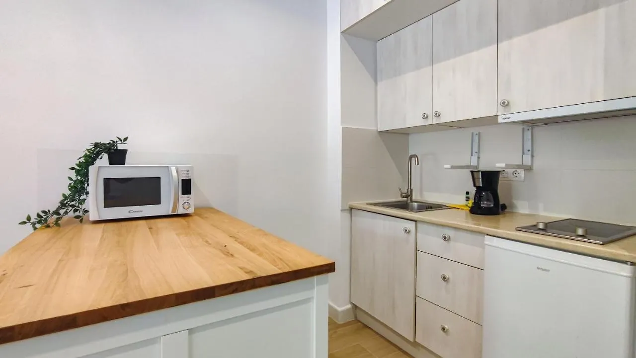 Oleholidays Romana Playa 404 Junto Al Mar Marbella Apartment